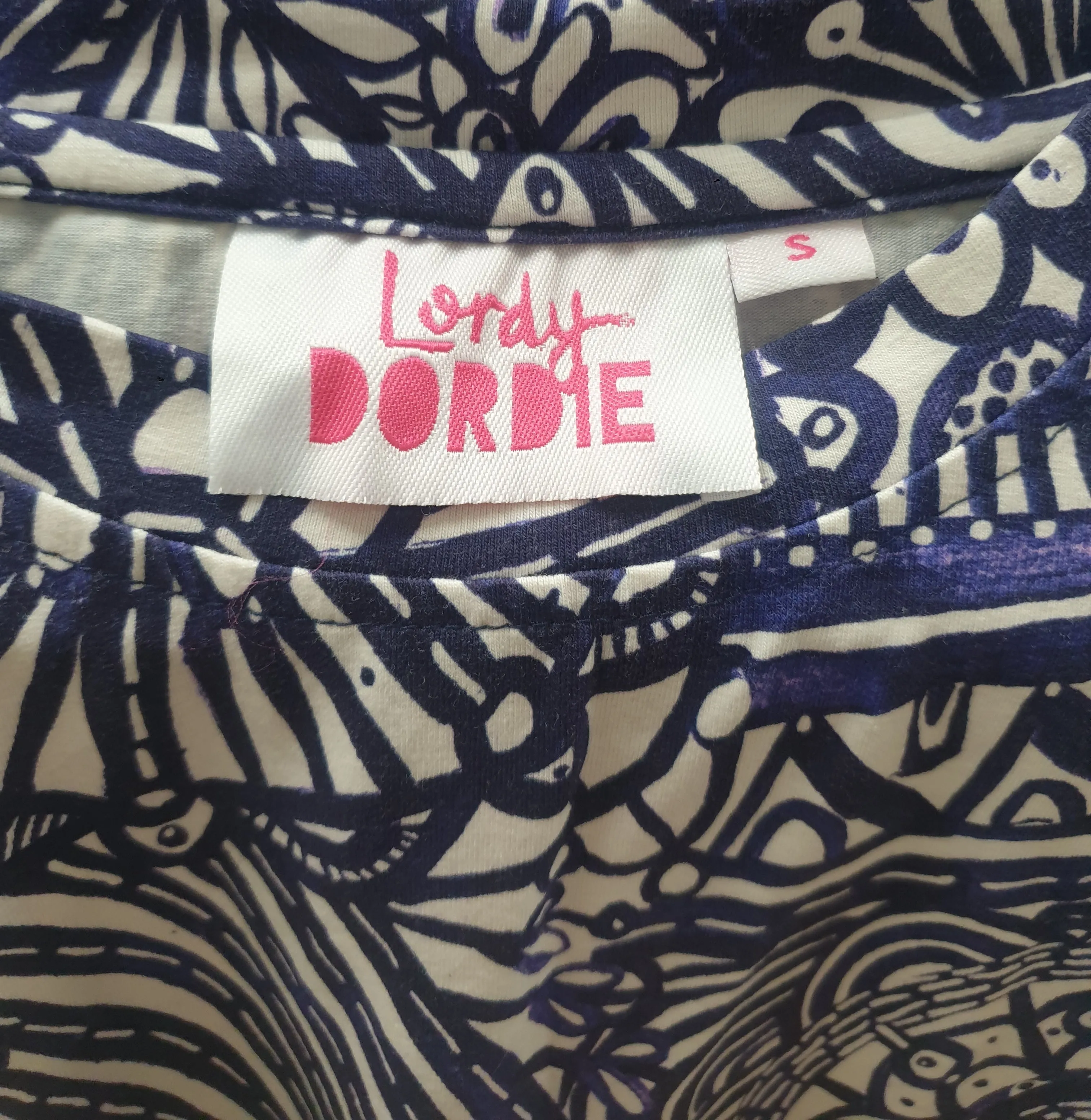 Lordy Dordie blue and white print tee shirt top size S