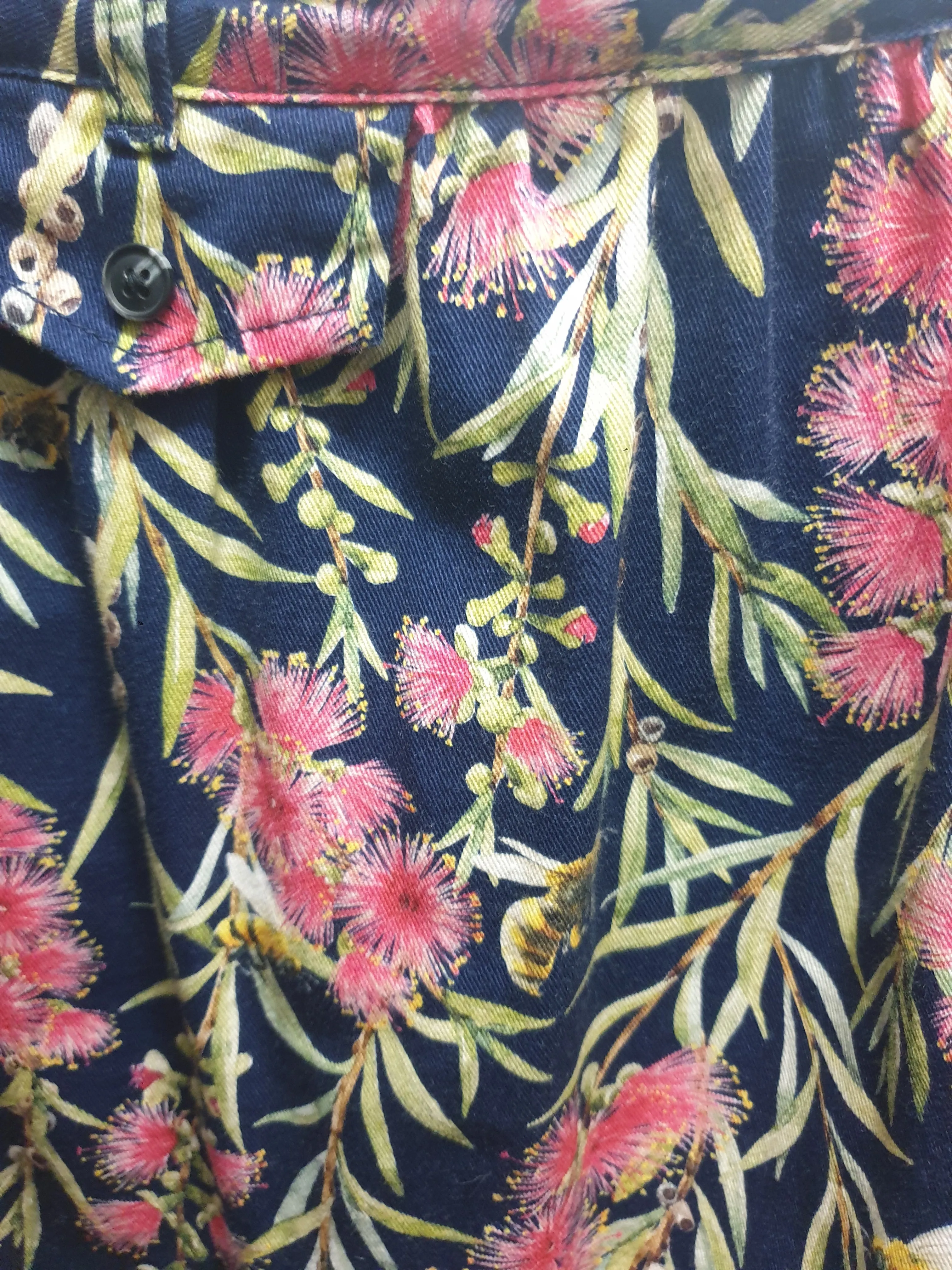 Miranda Murphy bottle brush and bee print skirt size 8