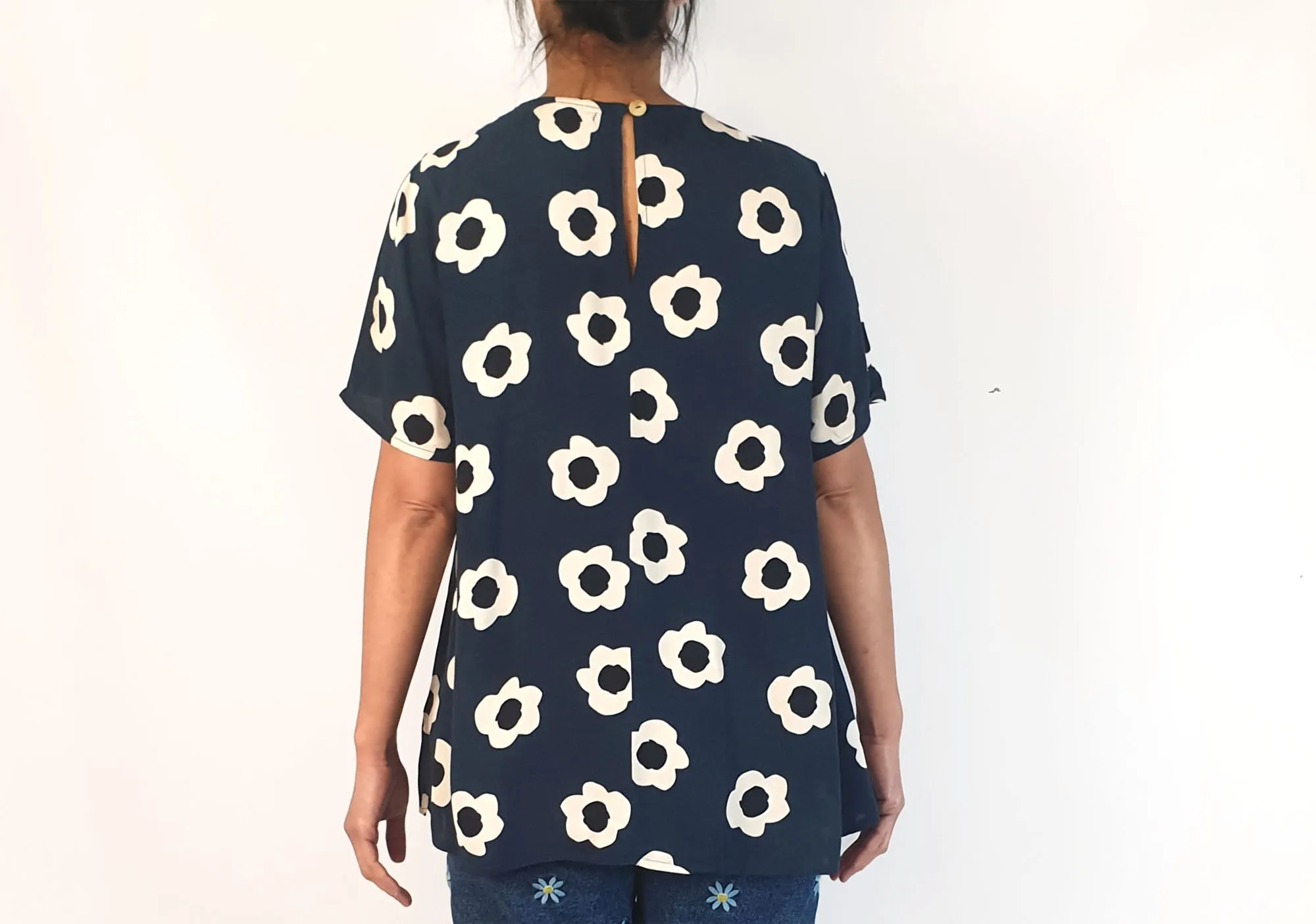 Mister Zimi navy top with white flower print size 10