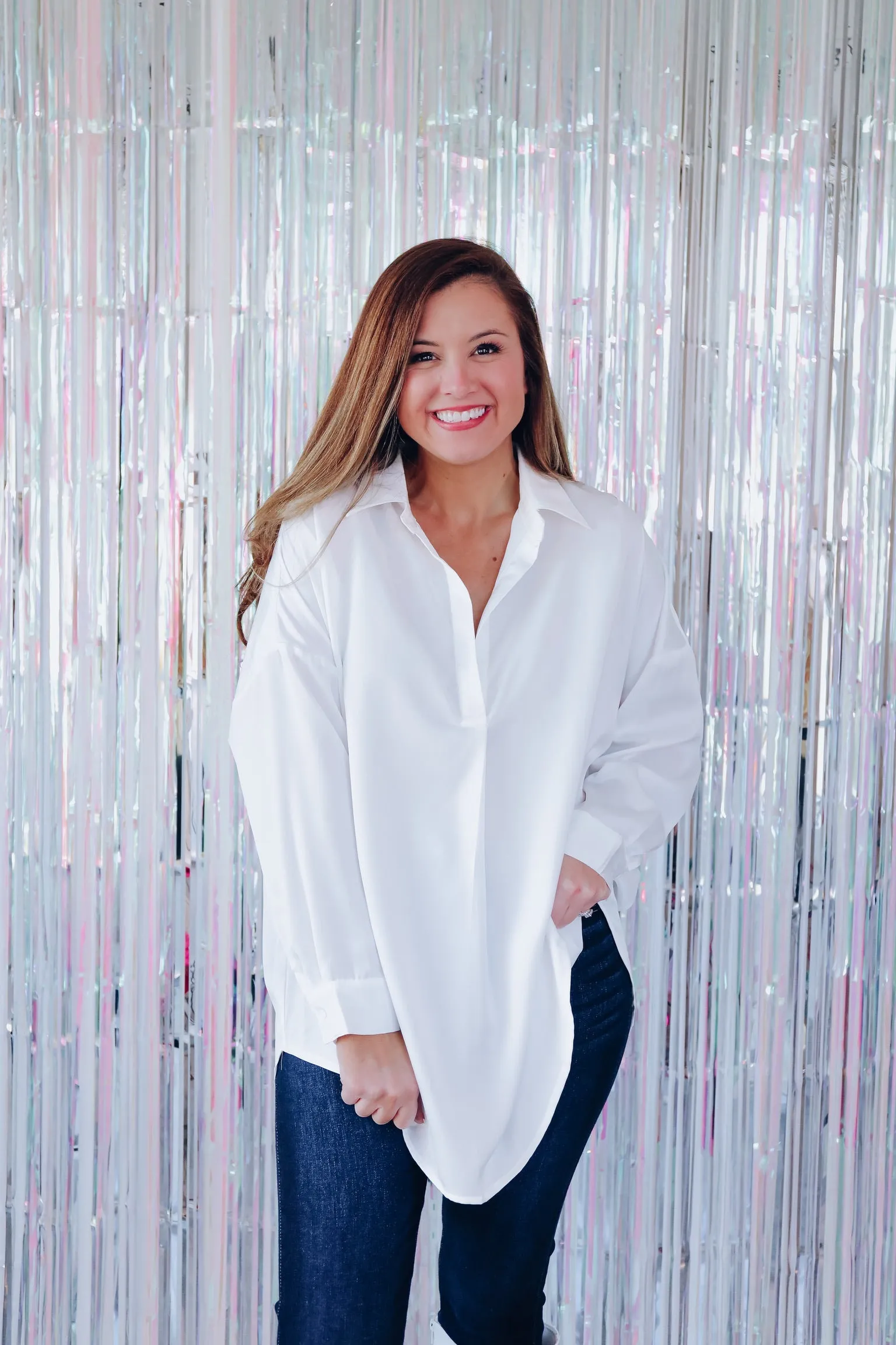 Model - Tried And True Satin V-Neck Tunic - Ivory