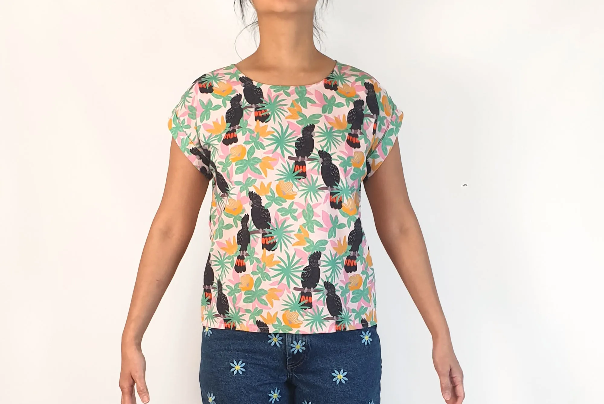 Monstreathreads black cockatoo print top size S
