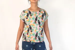 Monstreathreads black cockatoo print top size S