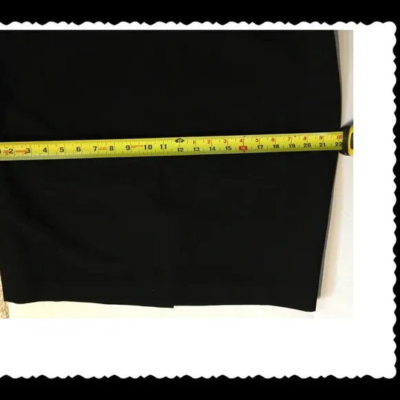 NECESSARY LITTLE BLACK KNEE LENGHT PENCIL SKIRT