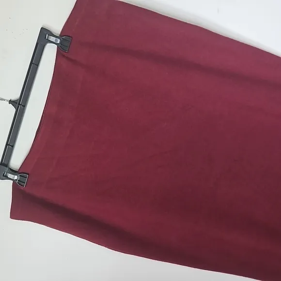 NEW! EXPRESS Wine High Waisted Knit Pencil Midi Skirt Side Slit XL.