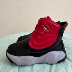 NEW Jordan Drip 23 Rain Boot TD 'Bred Kids'  CT5799-006 Toddler size 5