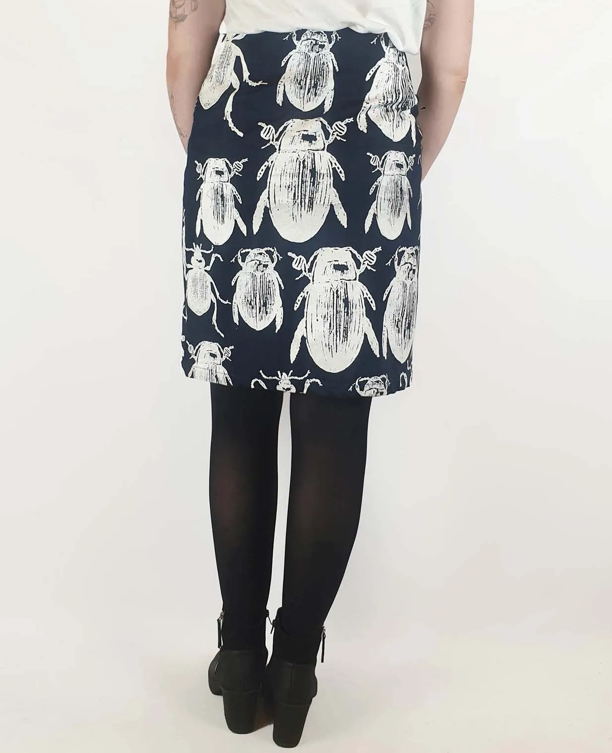 NMBQ black beetle print skirt size 12
