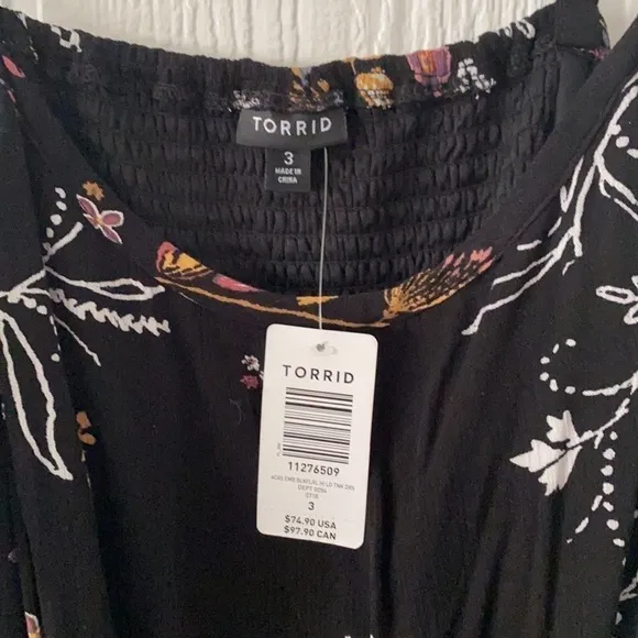 NWT Torrid high-low floral dress. Size 3