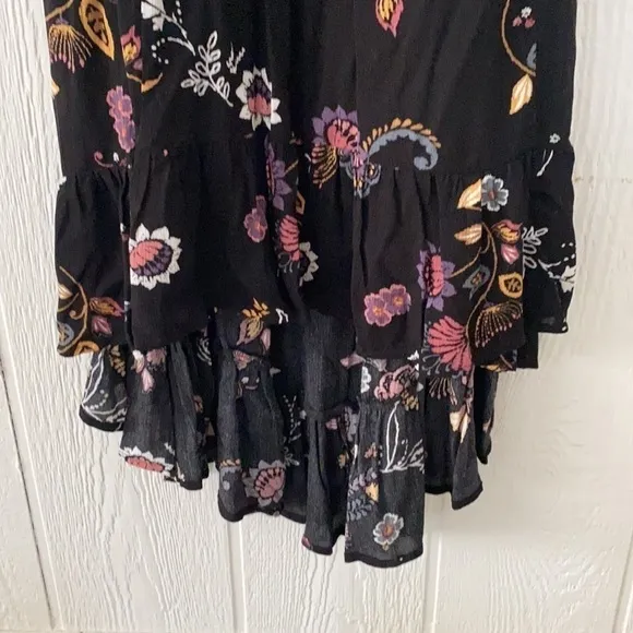 NWT Torrid high-low floral dress. Size 3