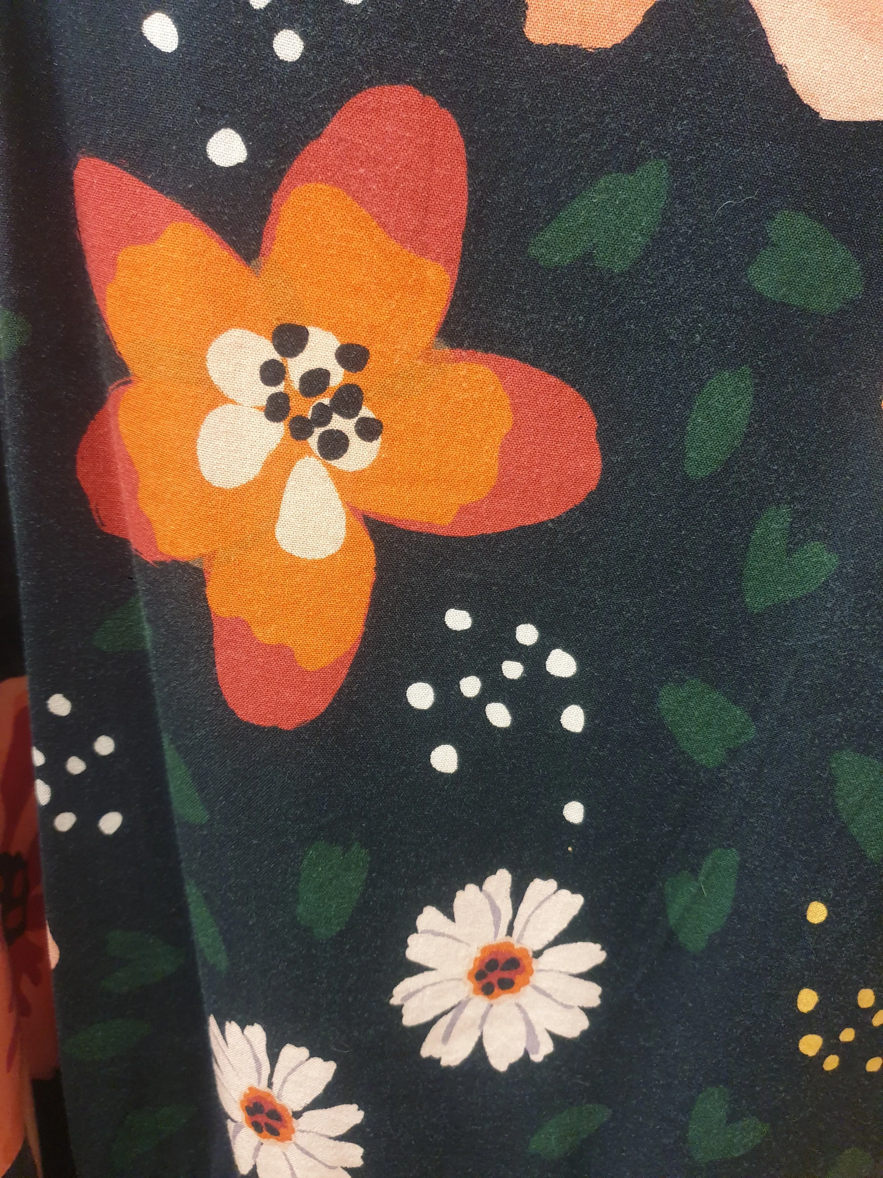 Obus floral print long sleeve top size 4, best fits 14-16