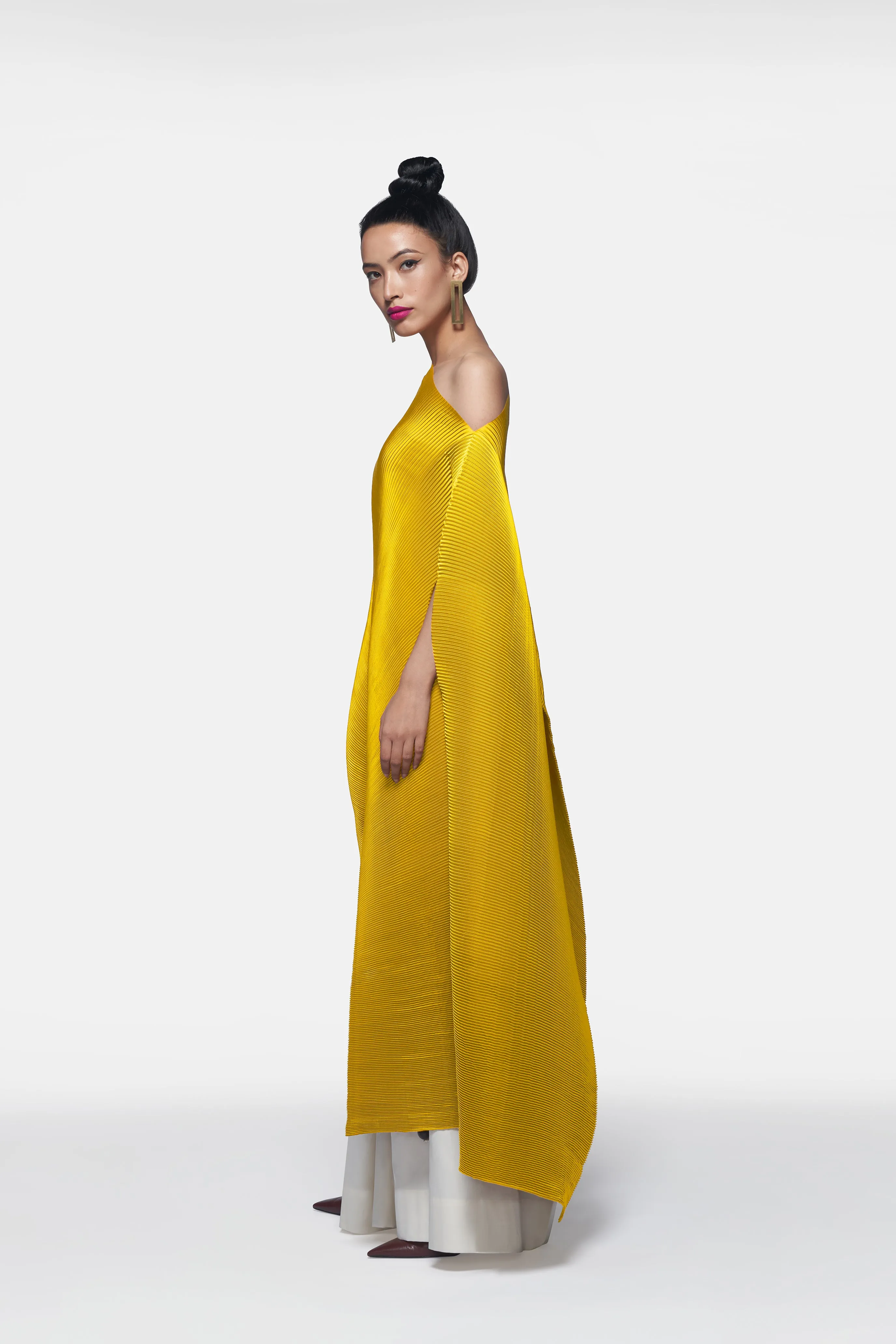 Pleated Long Poncho