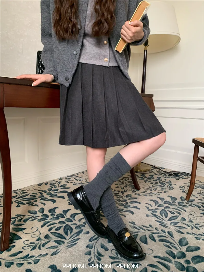pleated miu wool skirt