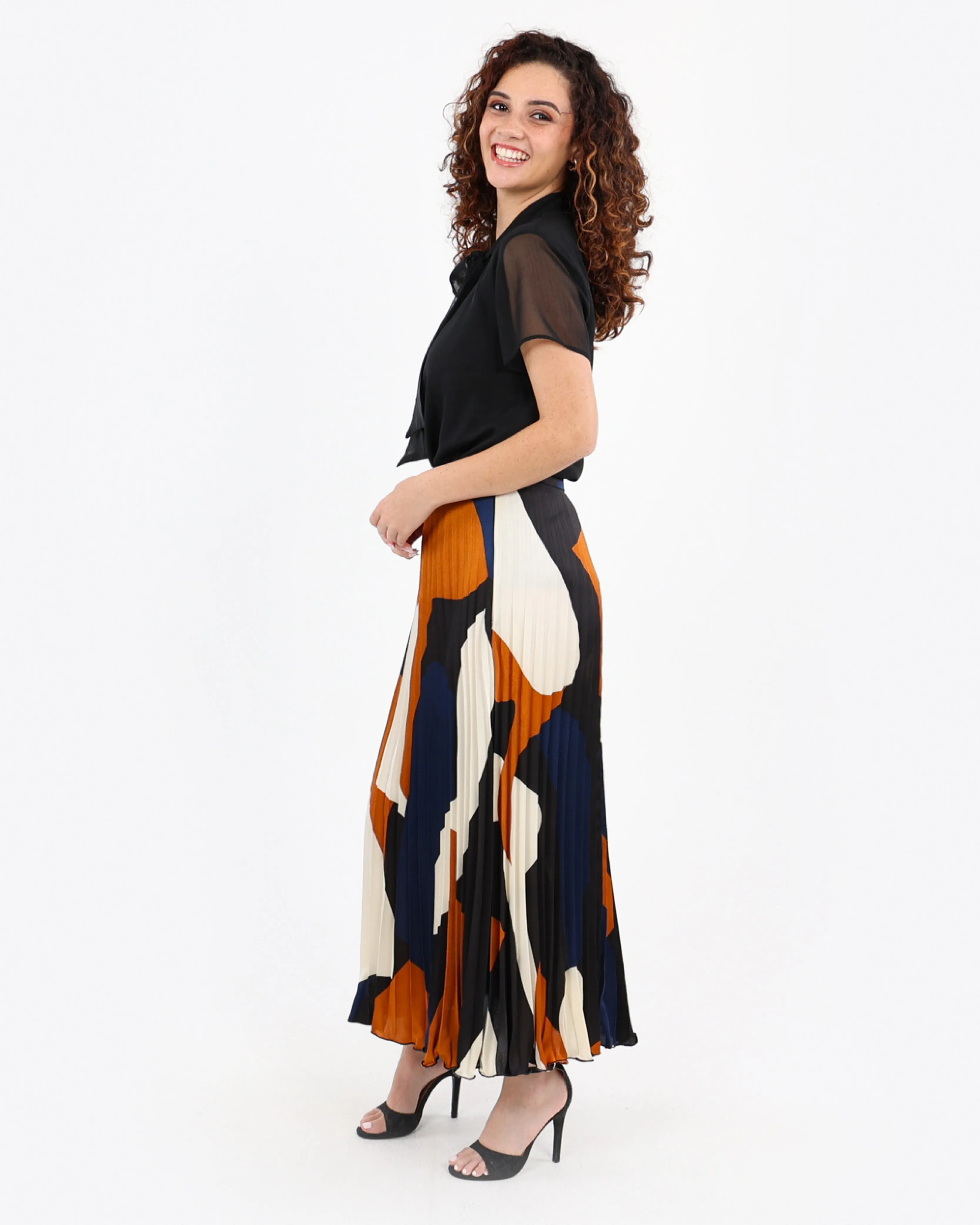 Pleated Print Maxi Skirt