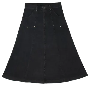 Pocket black maxi skirt by Crew Basics