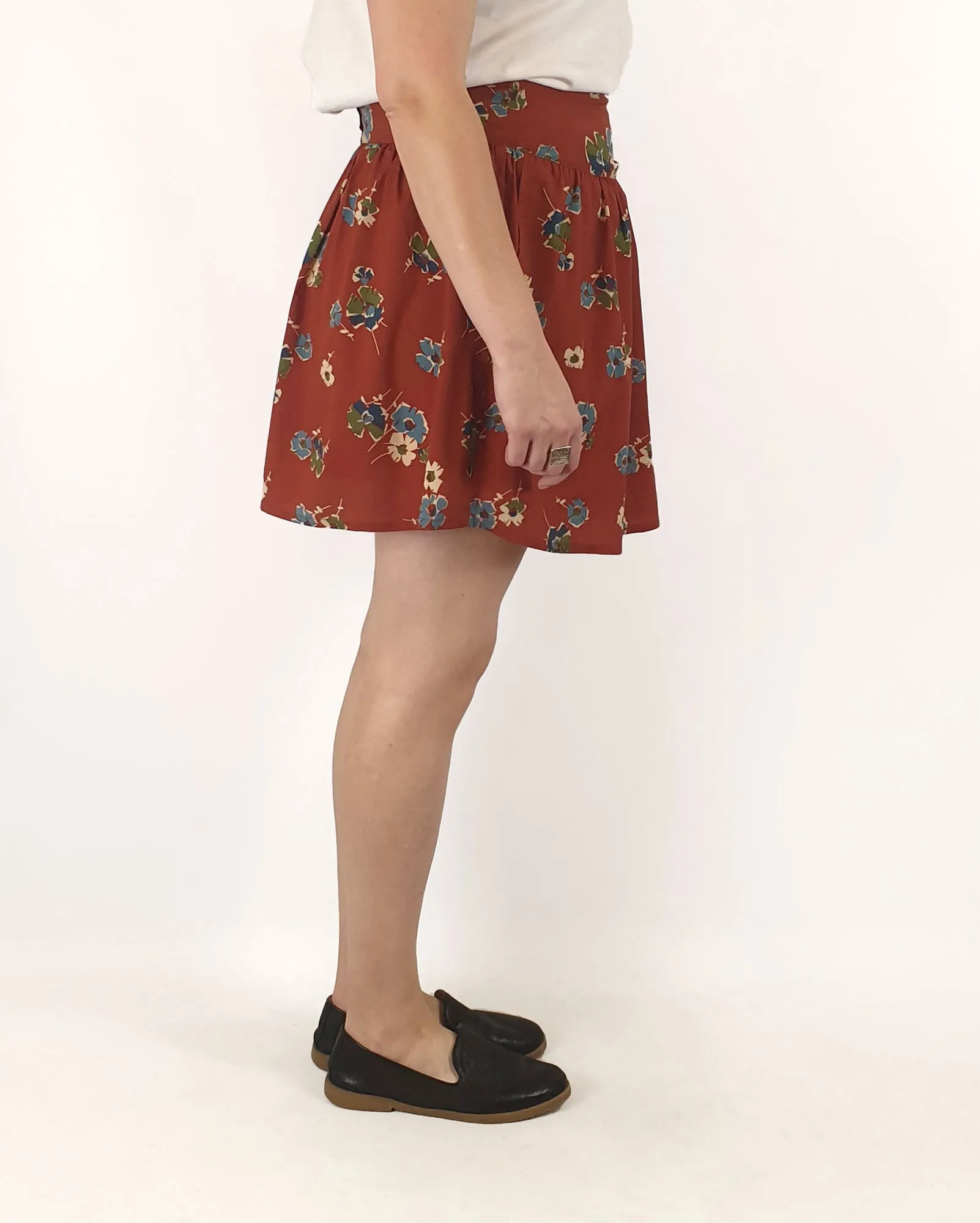 Princess Highway deep orange print skirt size 14