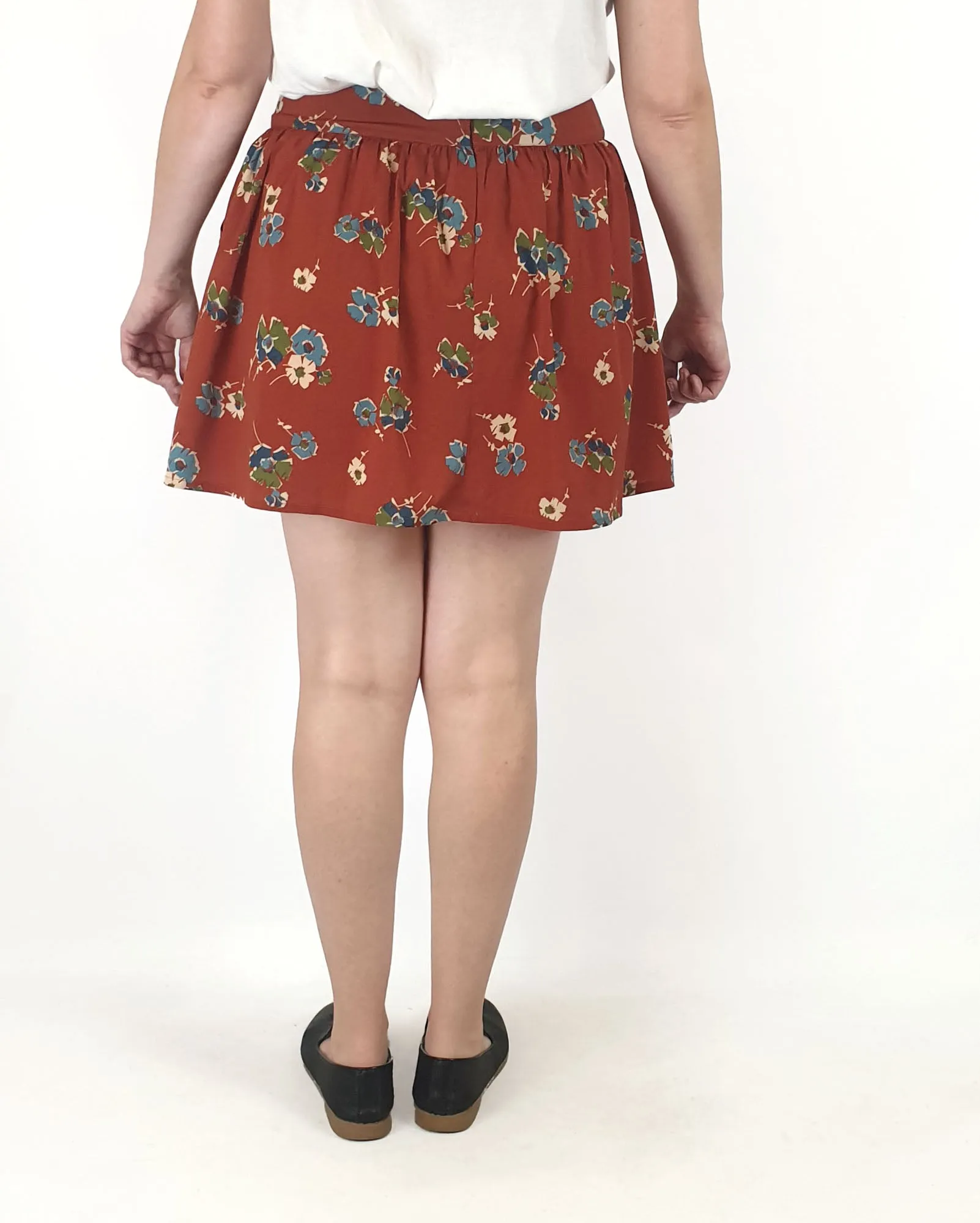 Princess Highway deep orange print skirt size 14
