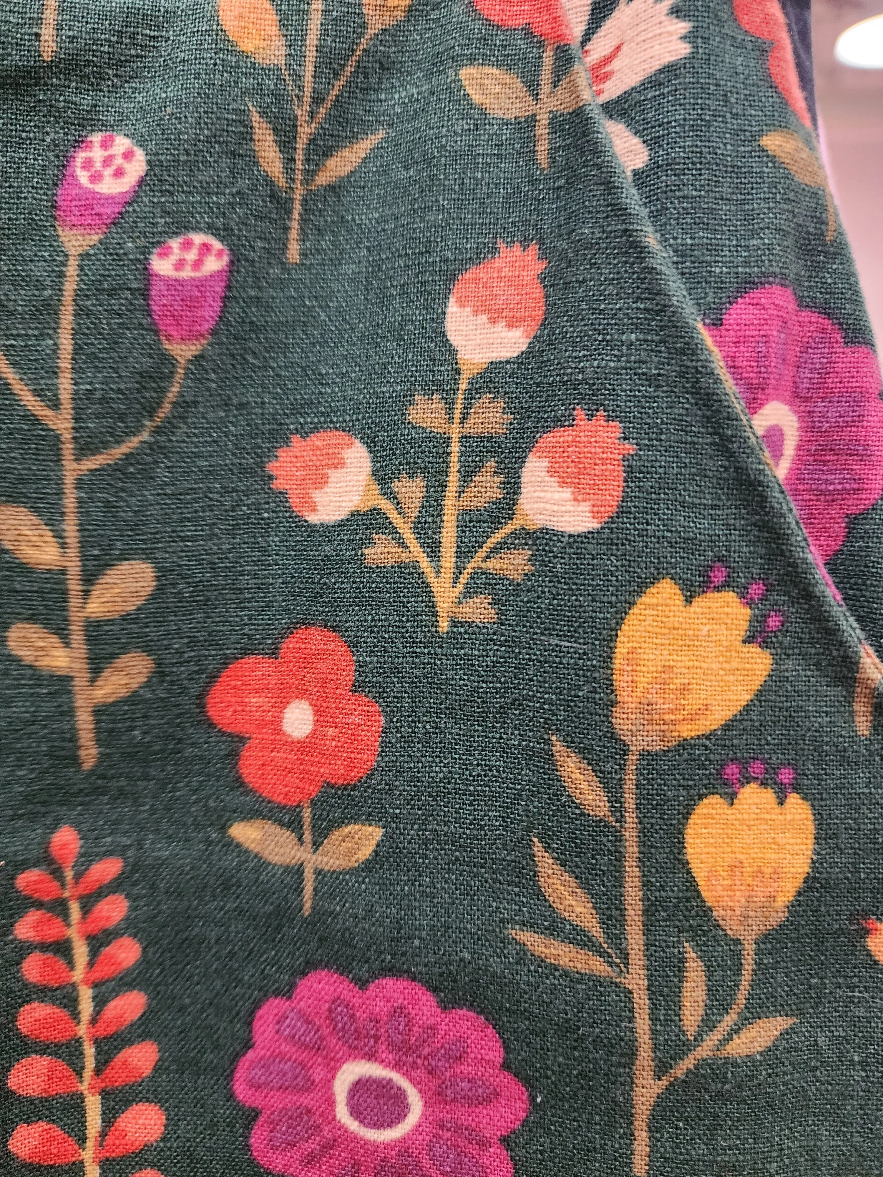 Princess Highway green floral skirt size 12