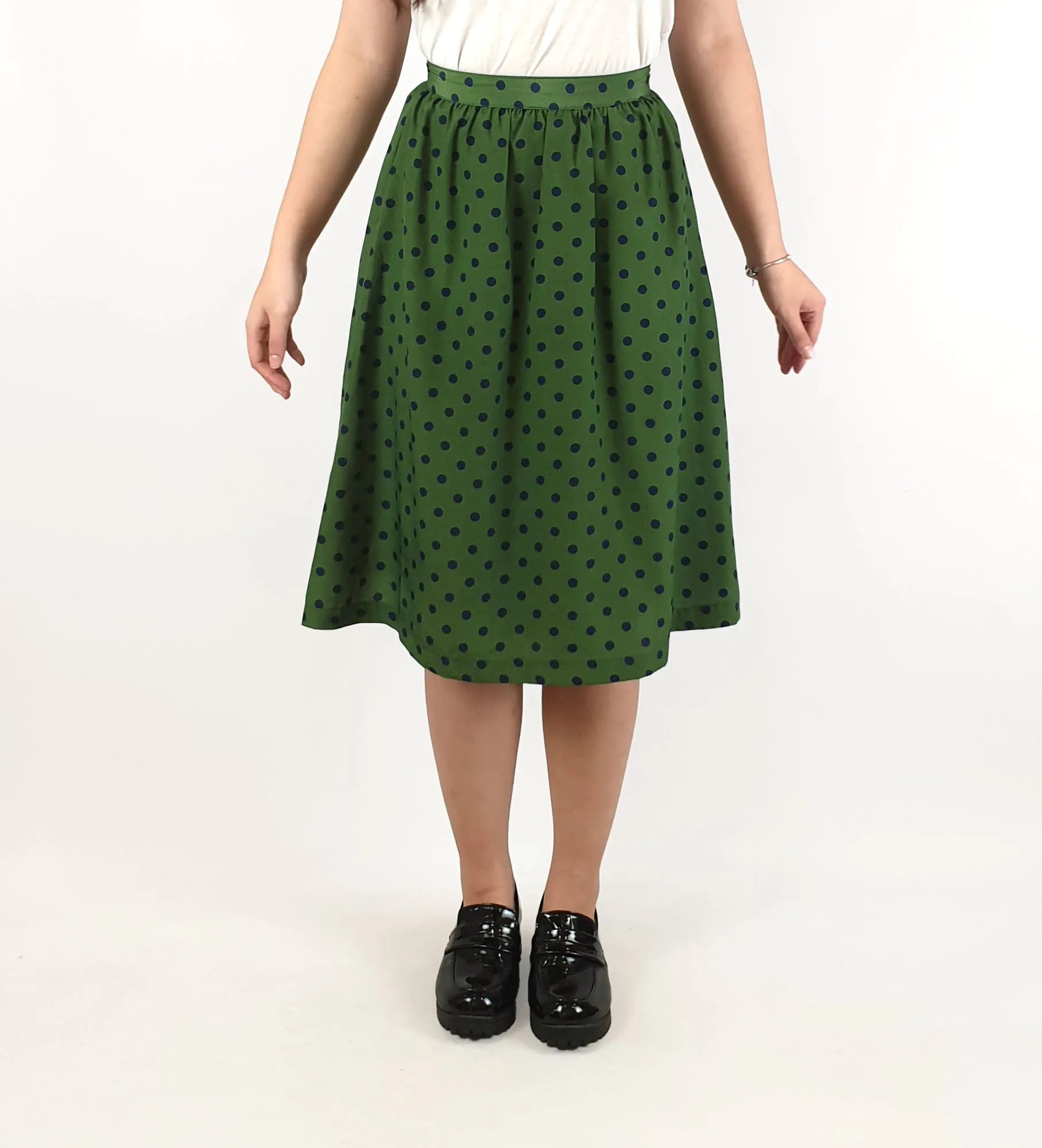 Princess Highway green skirt with blue polka dots size 6
