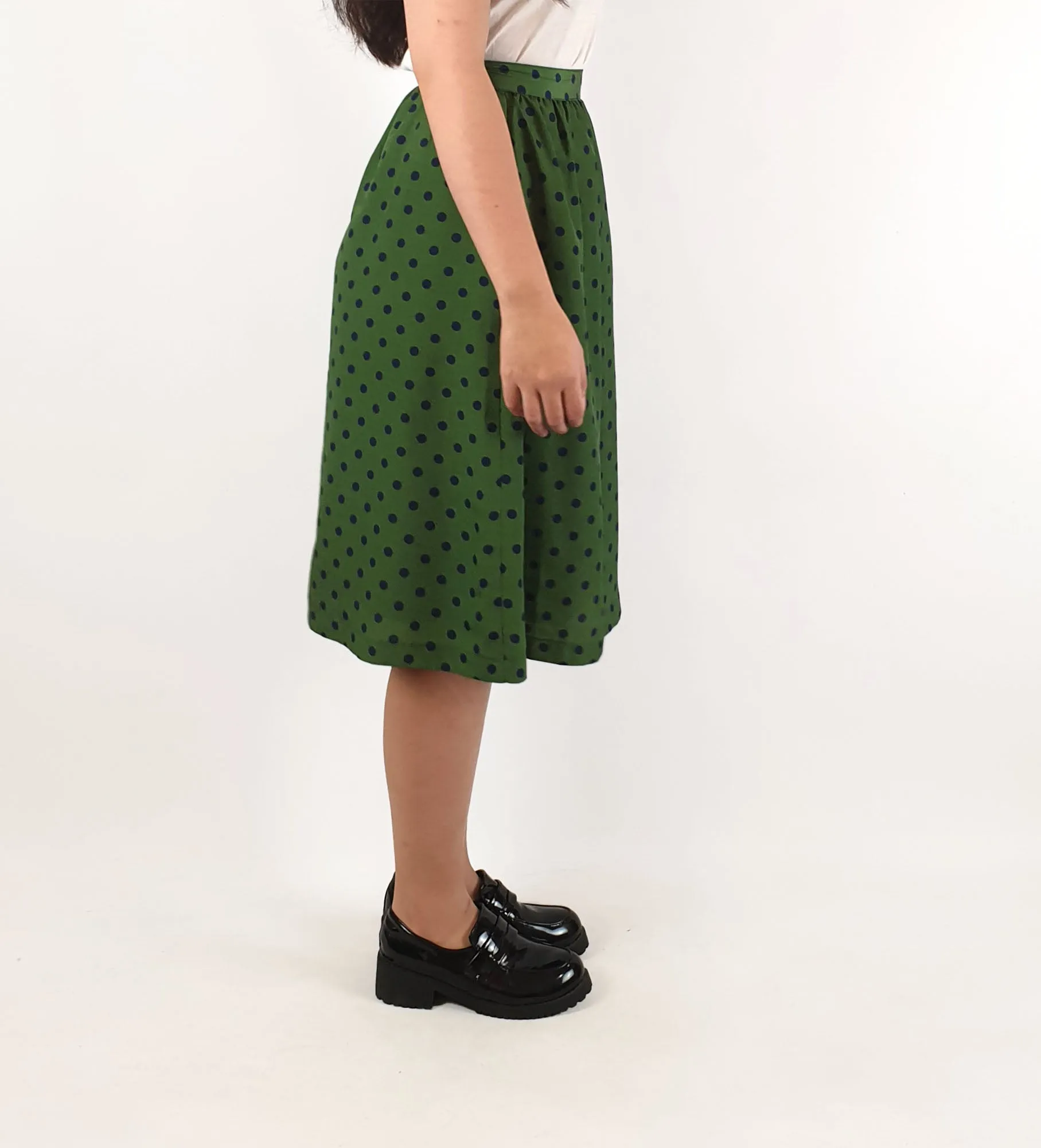 Princess Highway green skirt with blue polka dots size 6