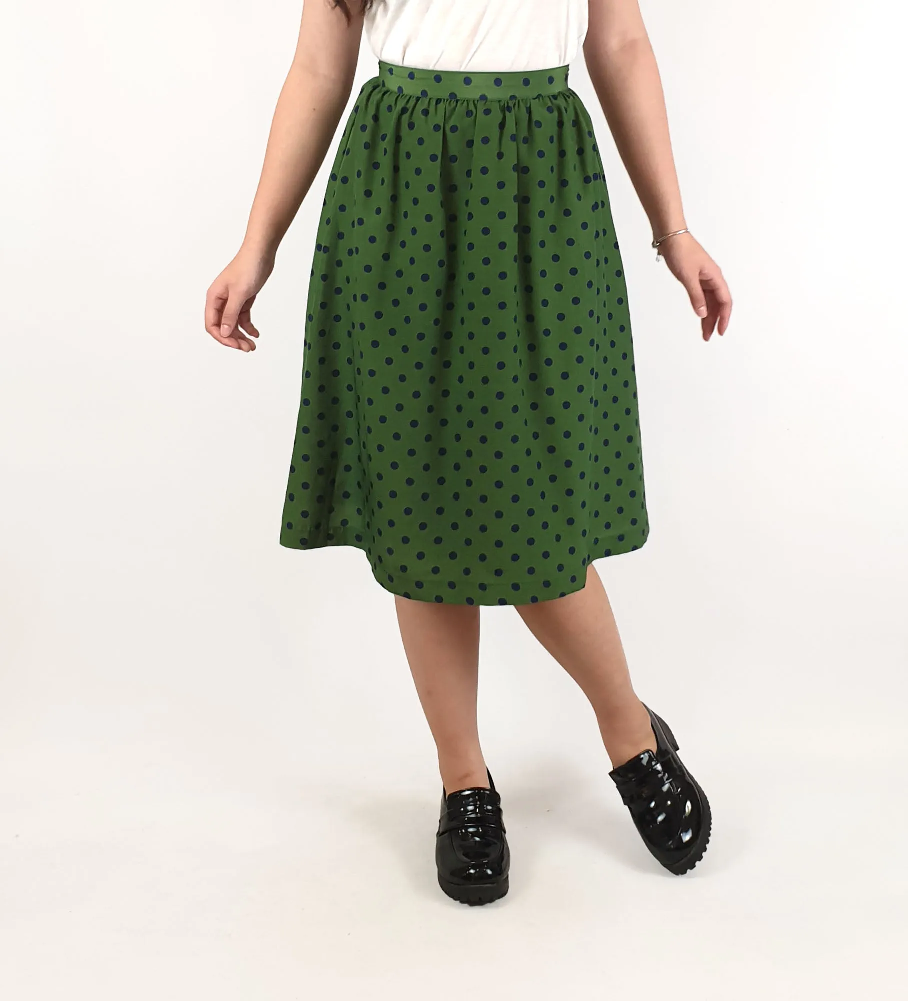 Princess Highway green skirt with blue polka dots size 6