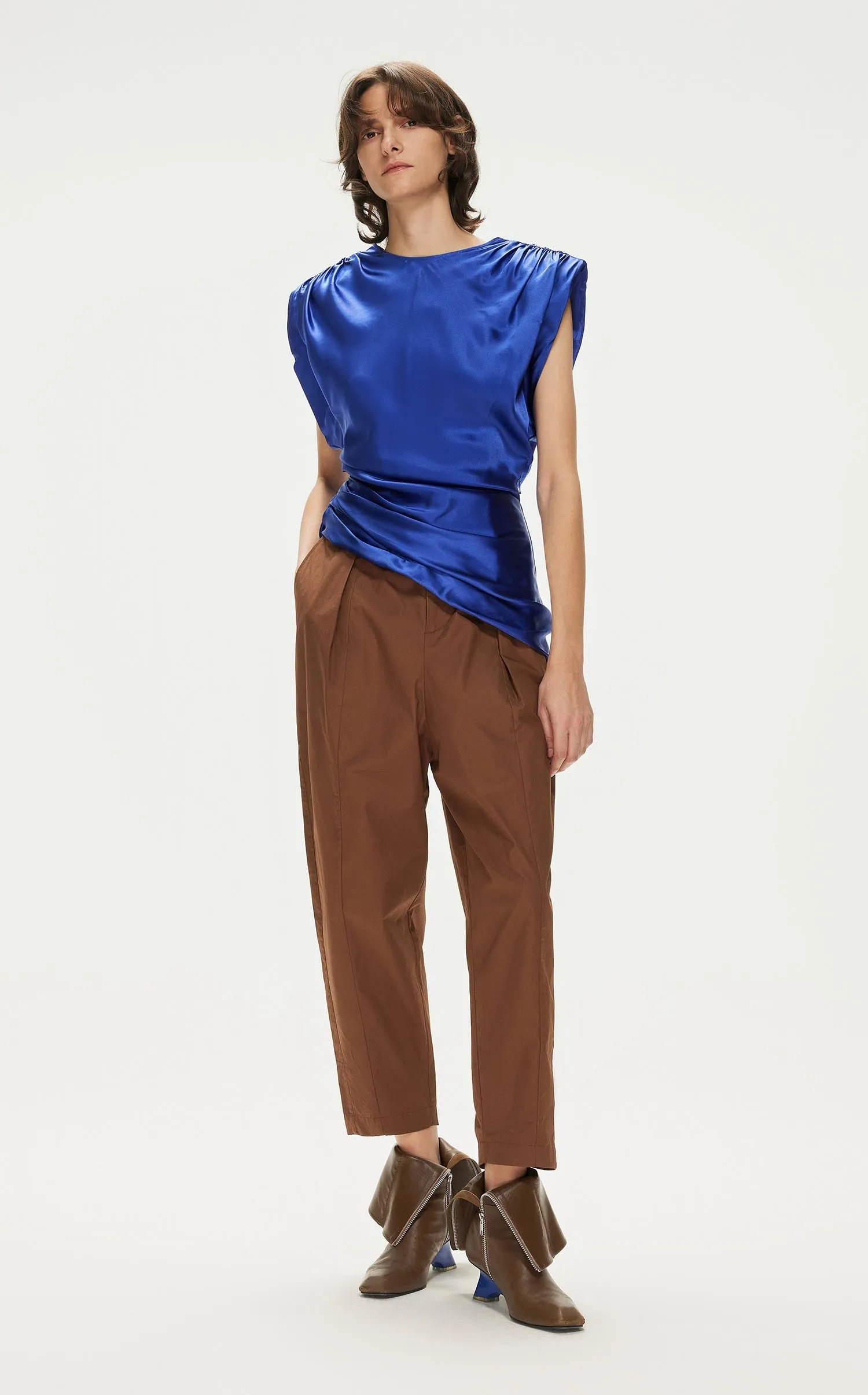 Shirt / JNBY Asymmetric Pure Silk Sleeveless Top (100% Silk)