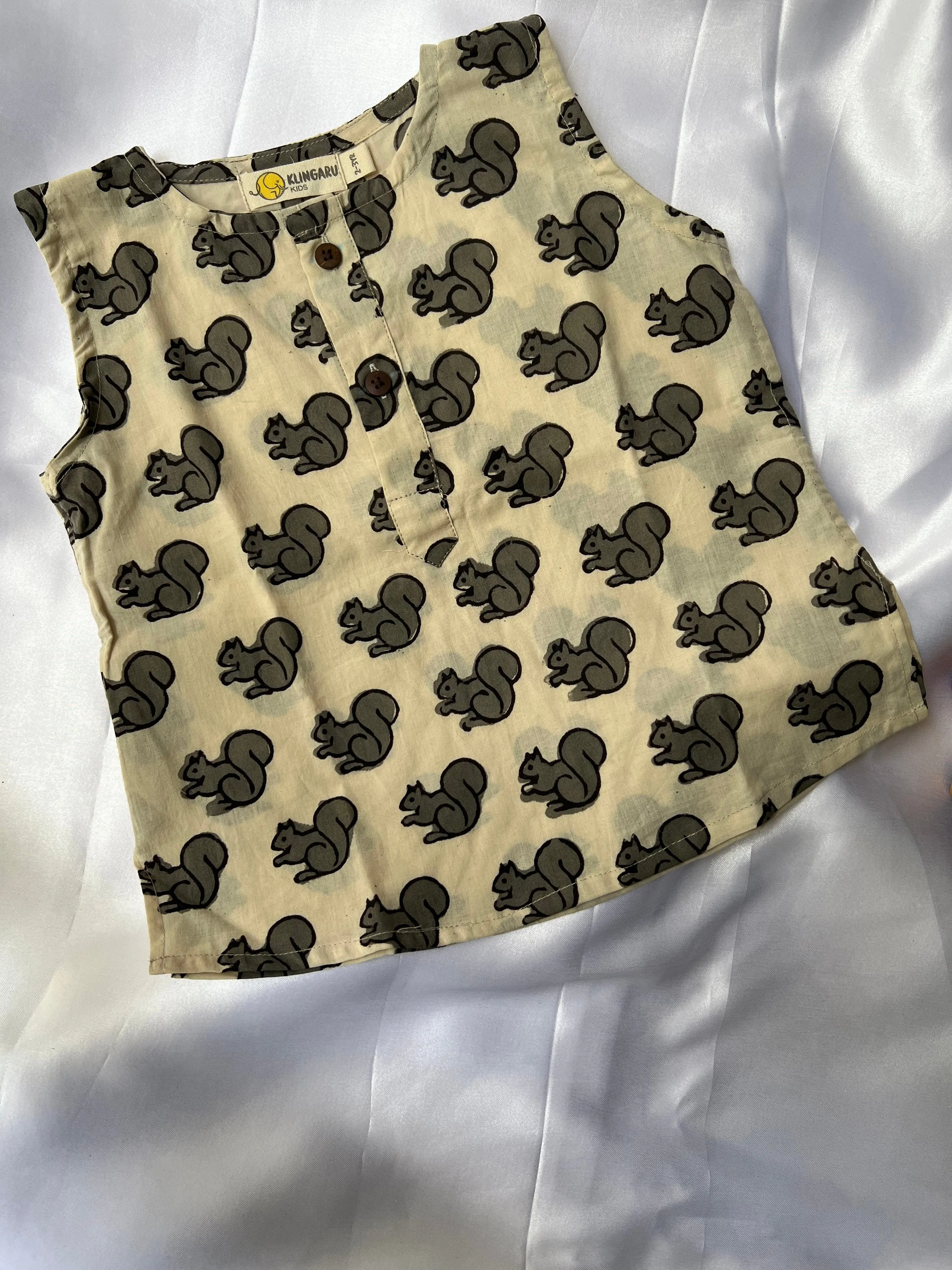 Summer Sleeveless Unisex Short Kurtas- Multiple Prints