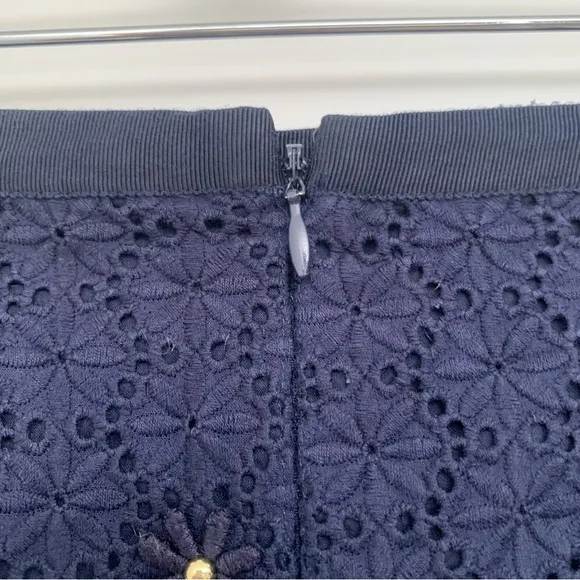Talbots Floral Embroidered Lace Cotton Pencil Skirt Sz 4 Navy Grosgrain Ribbon