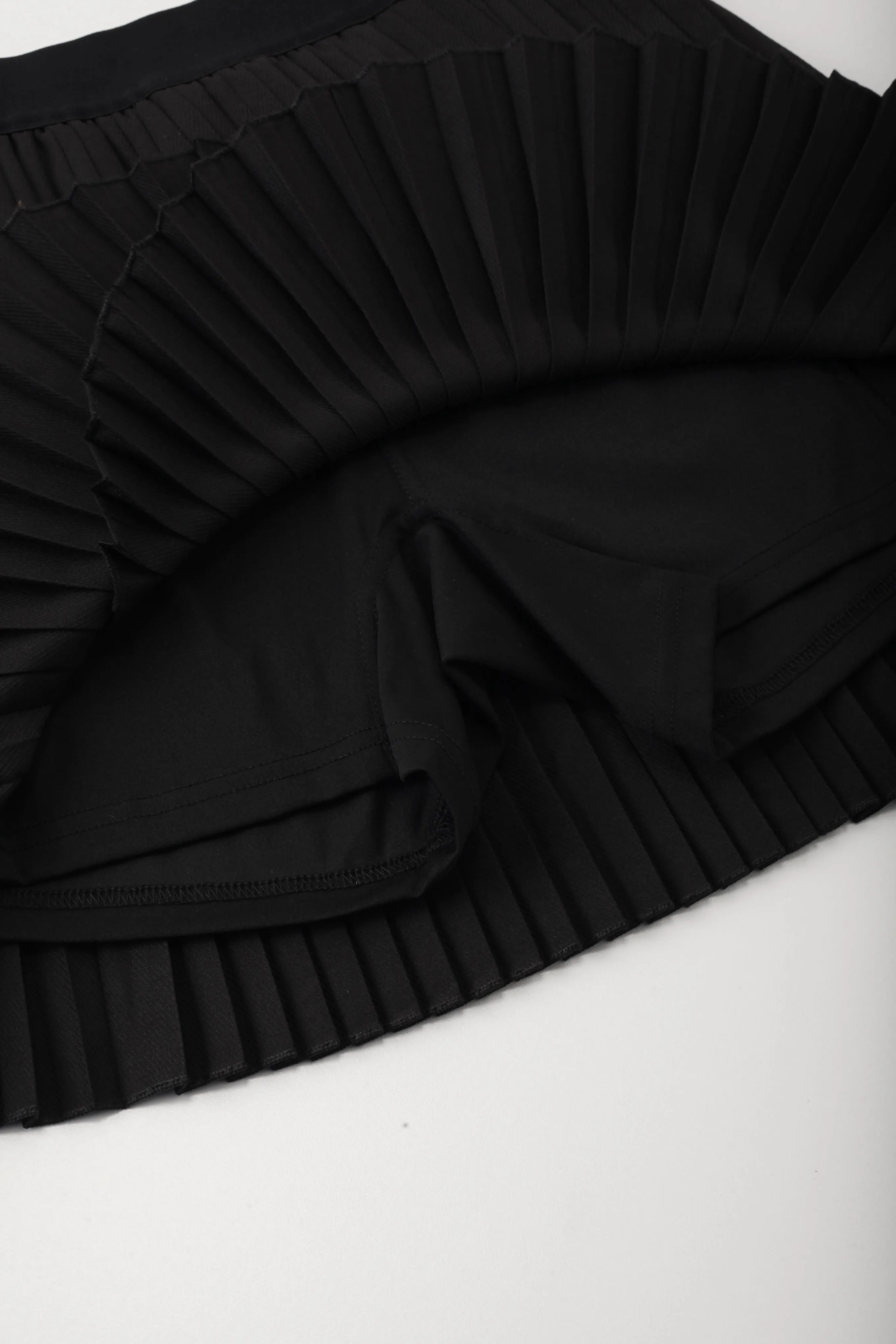 Talent Pleated Skirt - Black