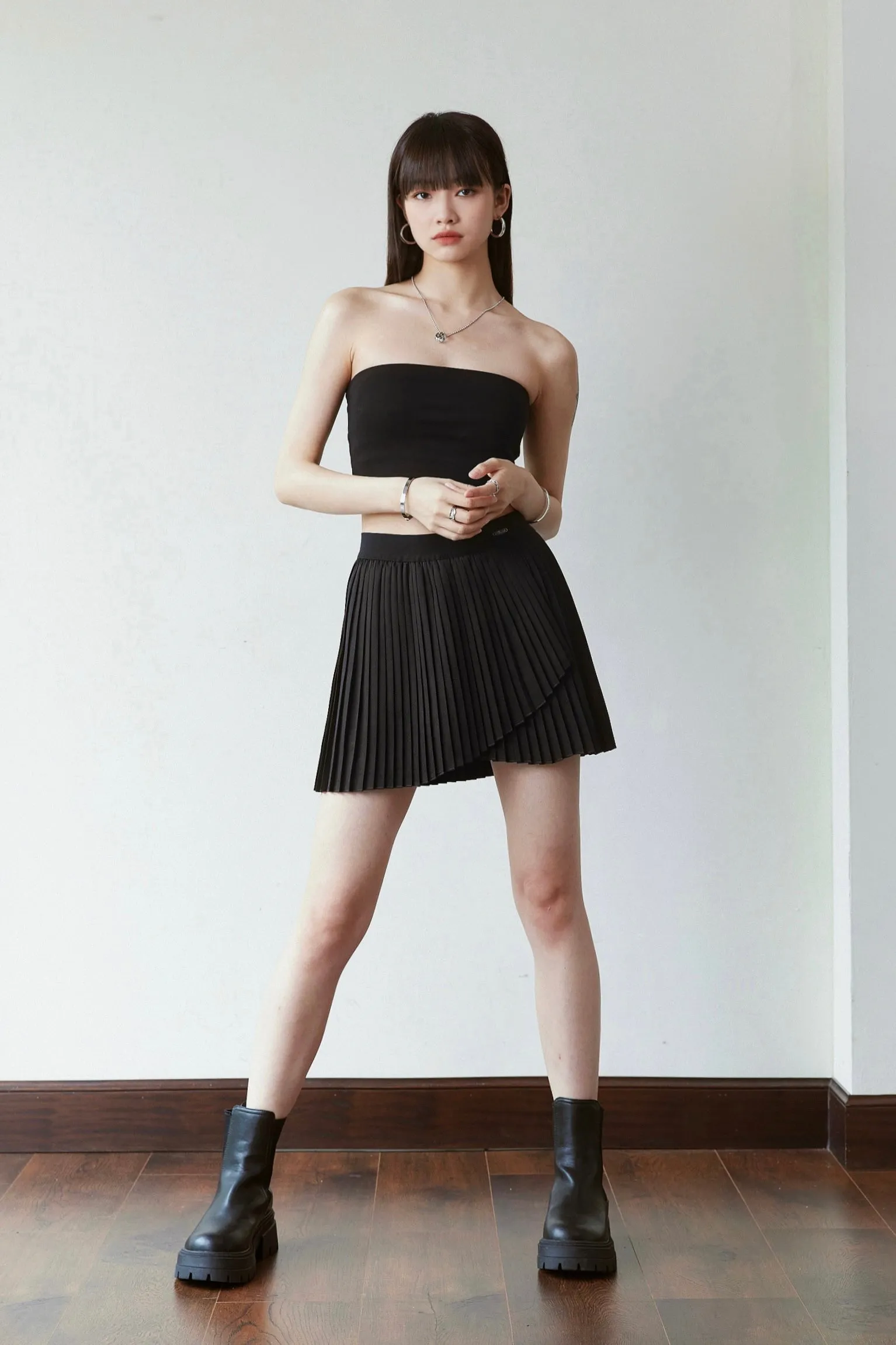 Talent Pleated Skirt - Black