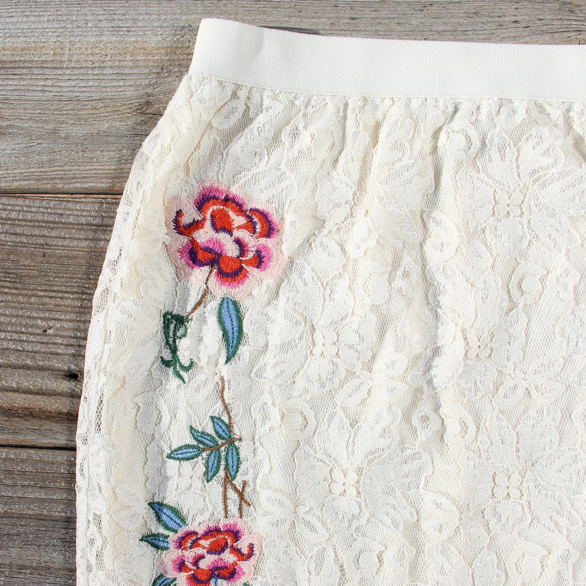 Thron Valley Pencil Skirt