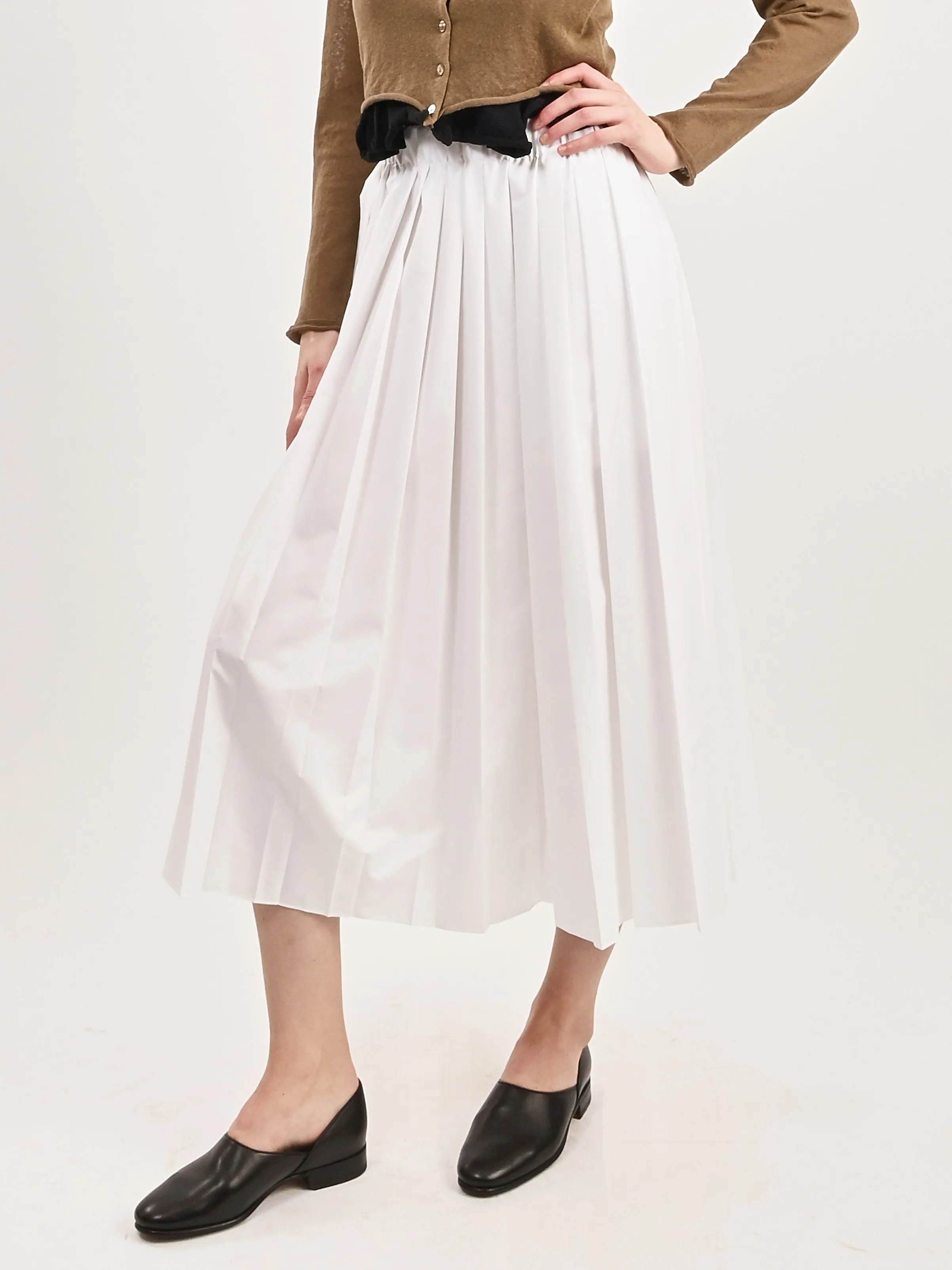 White Nylon Pleated Pull On Skirt