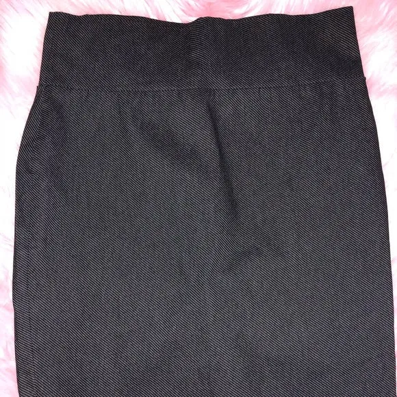 WINDSOR - HIGH WAISTED SKIRT
