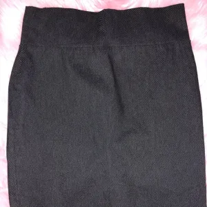 WINDSOR - HIGH WAISTED SKIRT